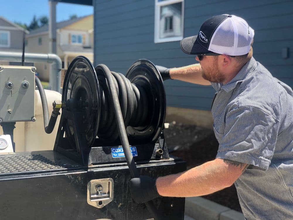 Hydro jetting equipment and hose setup
